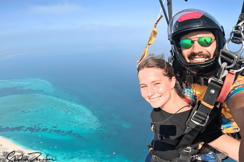 Skydive Zanzibar - Paracaidismo en tándemParacaidismo en Zanzíbar