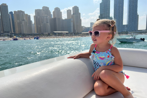 迪拜：家庭日落超大游艇巡航（含烧烤和饮料）