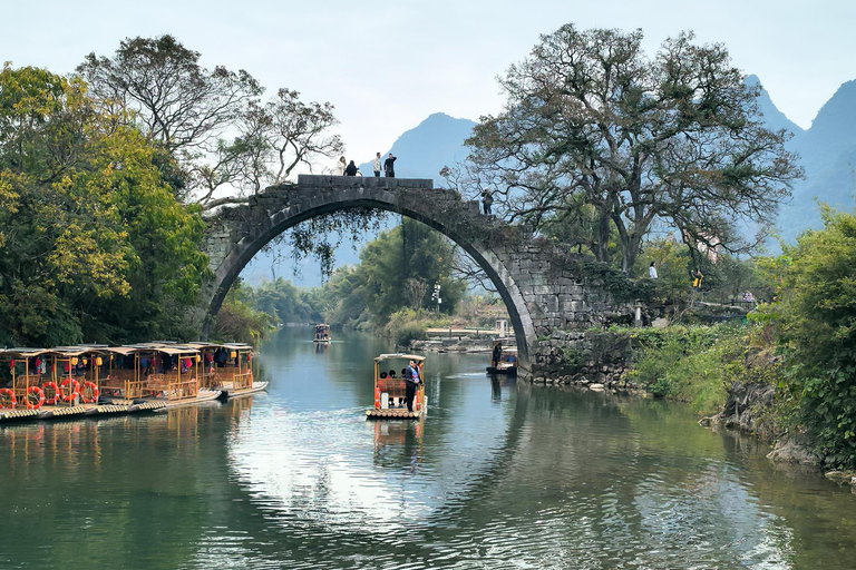 Guilin: Li River Bamboo Raft & Xianggong Hill Private Tour Private Tour With Chinese-speaking Diver-guide