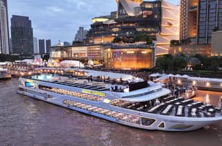 Bangkok: Flussfahrt am Abend mit Dinner & Kultur-Show