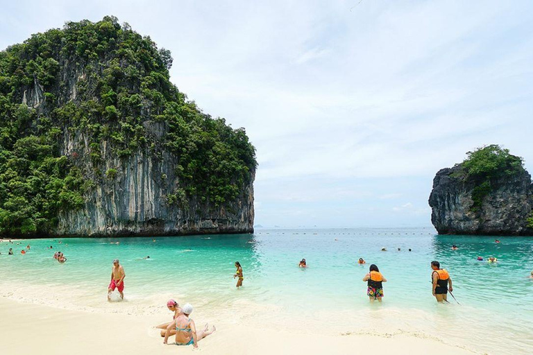 Passeio de barco particular pela ilha de Krabi HongPasseio pela ilha de Krabi Hong em um barco particular de cauda longa