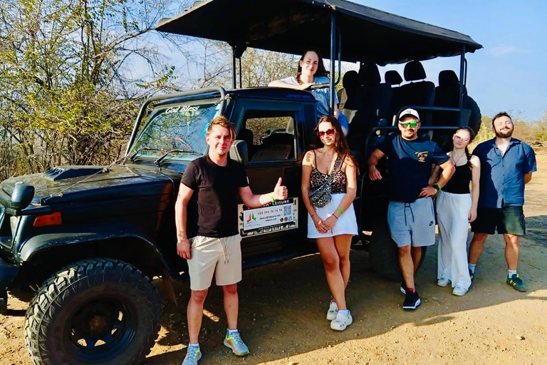 From Colombo/Negombo: Wilpattu Safari & Sigiriya Transfer Morning Session