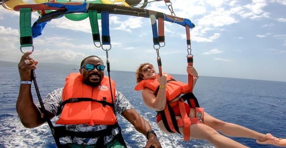 Montego Bay: Parasailing and Jet Ski Combo with Pickup