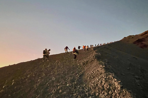 Mount Rinjani tour to Summit 2 days via senaru sembalun tour