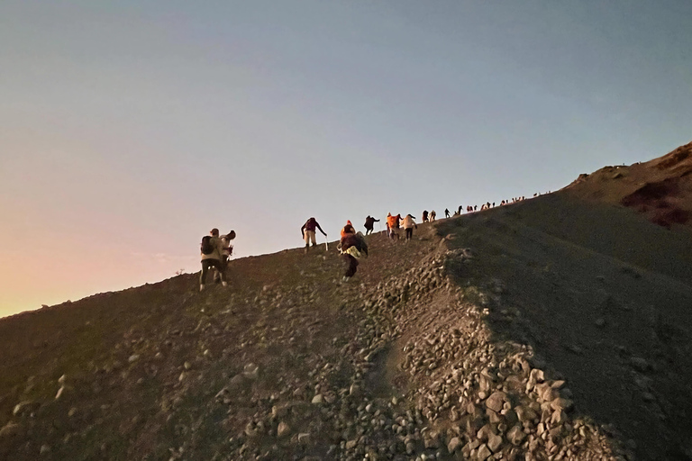 Mount Rinjani tour to Summit 2 days via senaru sembalun tour