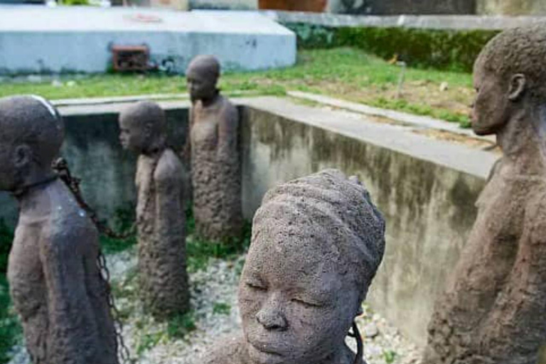 Zanzibar: Ancient Town Tour Zanzibar: Ancient Stone Town Not Hotel Pick Up and Drop Off