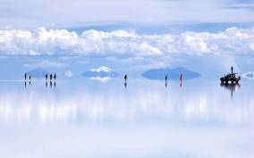 From Atacama | Salar de Uyuni 4 days the largest salt lake