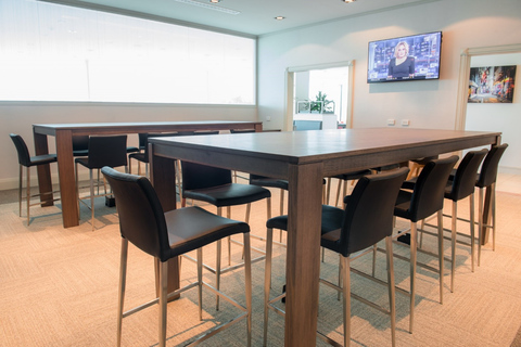 MEL Melbourne Airport: Lounge Access T2 International Departure: Marhaba Lounge