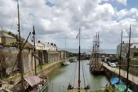 Charlestown: South West Coast Path Guided Walk