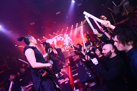 PICCADILLY PREMIUM Espetáculo ao vivo e clube noturnoQuarto real