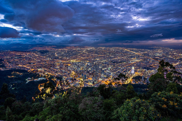 Bogotá: Private Night Tour