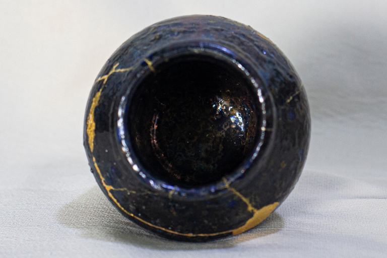 Jabal Lwiebdeh Amman: Japanese Pottery (Kurinuki)