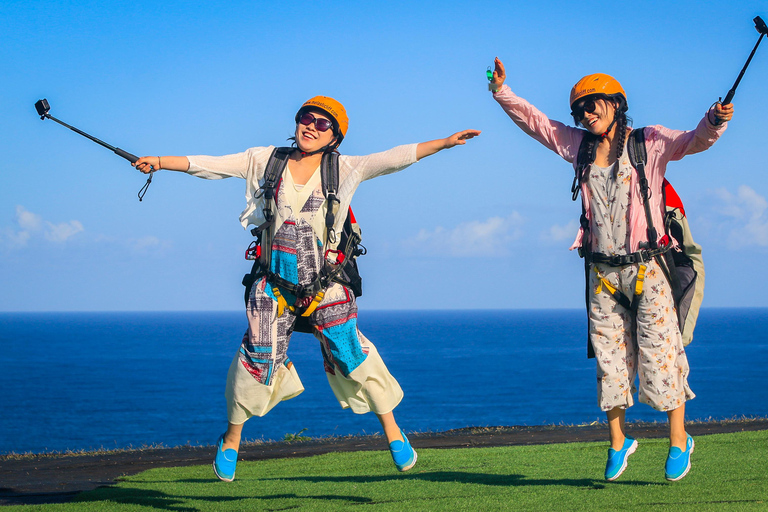 Bali: Nusa Dua Tandem Paragliding with Certified Pilot Tandem Paragliding For Indonesia Nationality/KITAS Holders