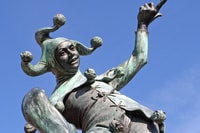 Stratford , Quirky self-guided smartphone heritage walks - Housity