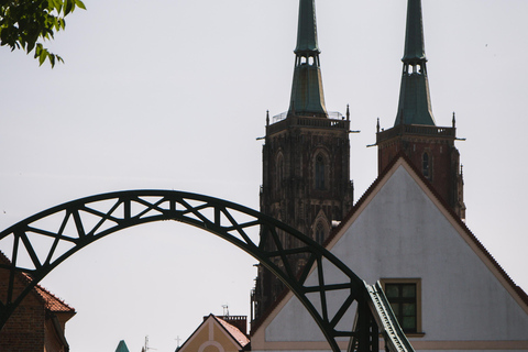 Wrocław: Guided City Tour with Wine or Beer Tasting