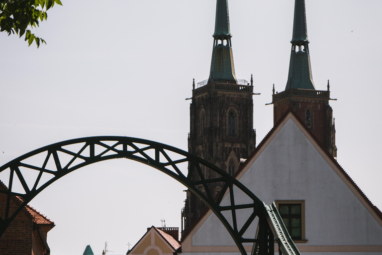Wrocław: Guided City Tour with Wine or Beer Tasting