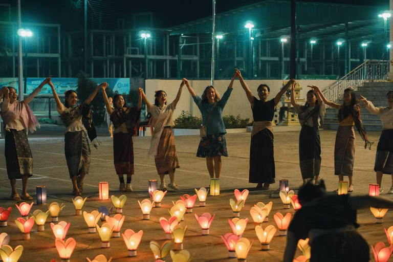 Luang Prabang: pokaz świateł Buddy z odbioremStrefa VIP i autobus wahadłowy do hotelu