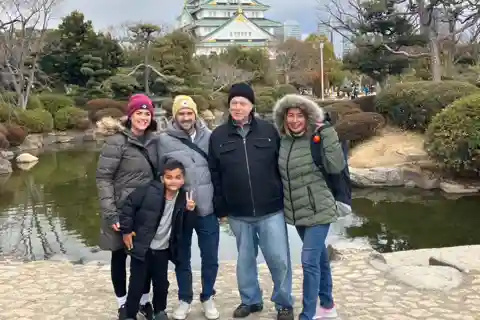 [Same Day OK] Osaka 4 hour, Castle, Market, Walking tour