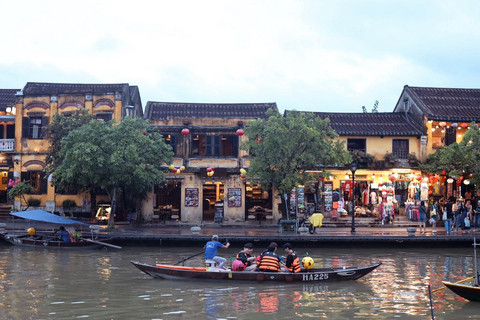 Da Nang/Hoi An: Tour in barca sul fiume del cocco e Festival delle LanterneAutista privato e auto