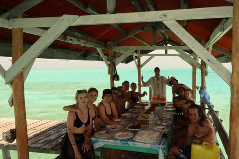 Puerto Princesa: Balabac Islands 4-Day Expedition
