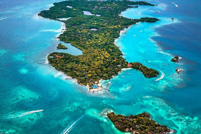 Cartagena: Rosario Islands, Baru, and Cholón Sightseeing Tour with Snorkeling and Lunch