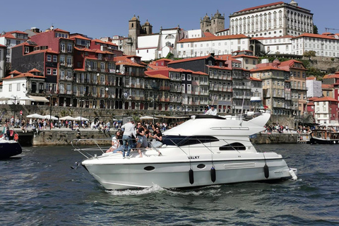 Porto: Luxury Yacht Tour of the 6 Bridges and Douro Estuary Sunset Tour
