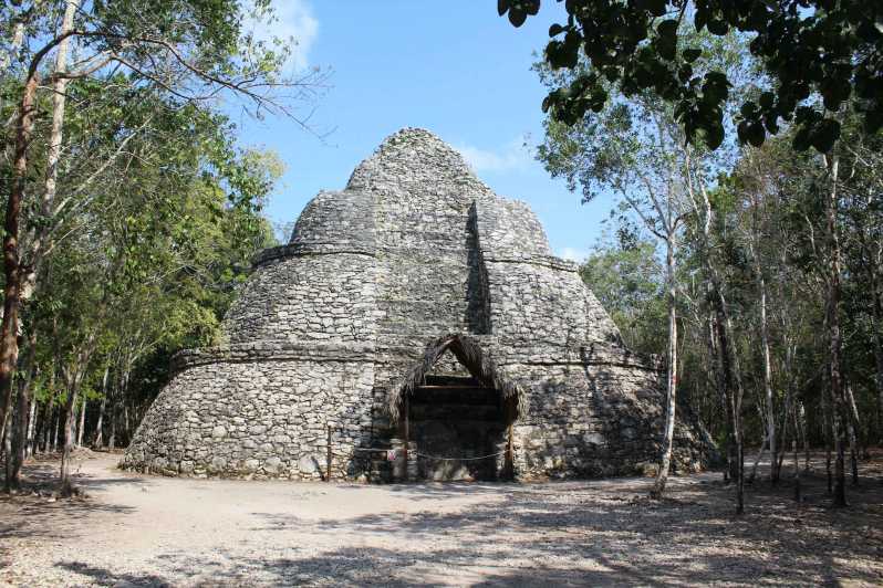 Visita guiada a pie a la zona arqueológica de Cobá