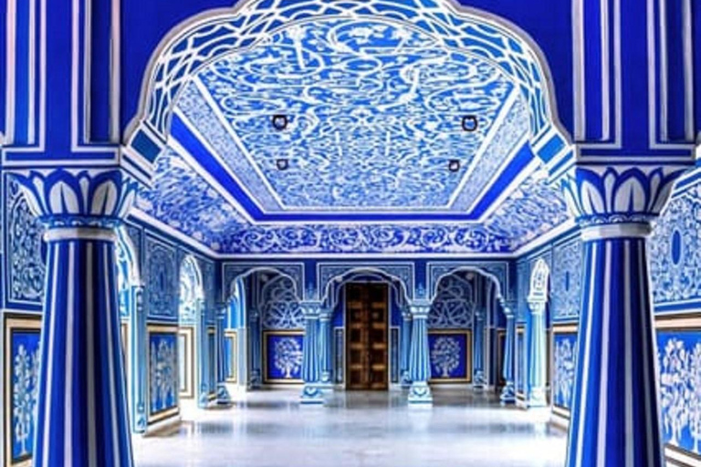 Jaipur's Royal Trio: AC Car, Tuk-Tuk & Guided Cultural Tour Tour by Tuk-Tuk Guide not included