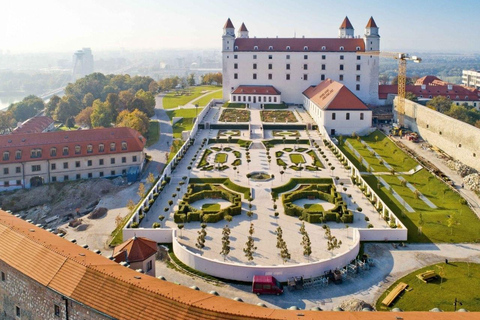 From Vienna:Bratislava & Budapest Guided Day Trip and cruise Guided Day Tour from Vienna to Budapest and Bratislava