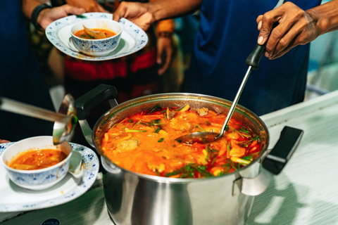 Phuket: Twilight Sea Canoe & Highlight Glowing Plankton