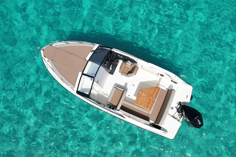 Experiencia al atardecer en Ibiza en un barco privado para hasta 6 personas