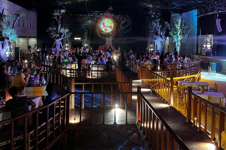 Siem Reap: een spectaculaire show met optioneel dinerSiem Reup; Een geweldige show en diner, alleen bij Labyrinth