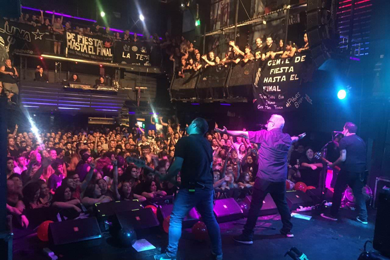 Montevideo: Feel the local magic in a bohemian nightclub with a live show Vibrate with the Magic of Local Nightlife: Live Music, Dancing, and Pure Energy