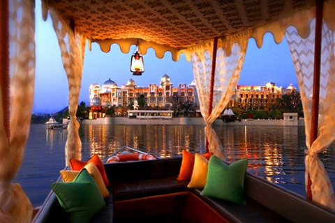 4 Days Udaipur Honeymoon Tour 4 Days Udaipur Honeymoon Tour