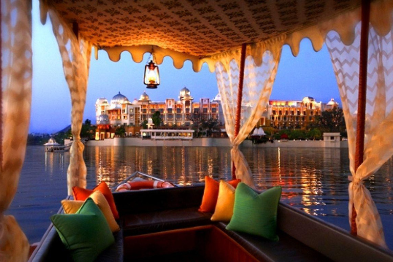 4 Days Udaipur Honeymoon Tour 4 Days Udaipur Honeymoon Tour