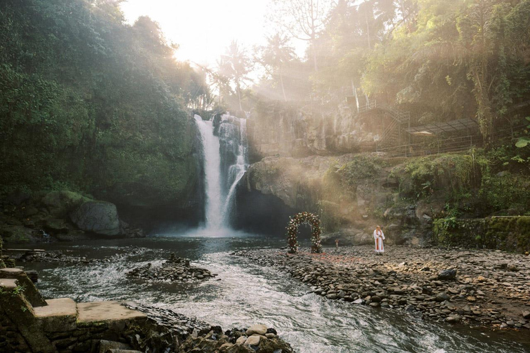 Ubud: 5 Waterfalls in One Day Tour Ubud: 5 Waterfalls With Out Entry Tickets