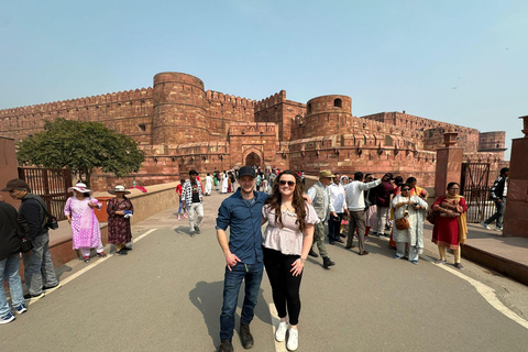 Agra: Omiń kolejkę do Tadż Mahal i Agra Fort Sunrise TourWycieczka z kierowcą, samochodem i przewodnikiem