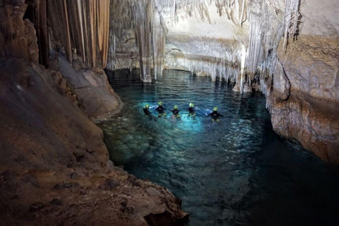 Estany d&#039;en Mas: Escursione costiera, discesa in corda doppia ed esplorazione delle grotte marine