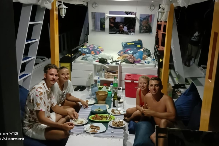 Liveaboard Komodo Tour 3 Days Private Boat - Circuit dans les îles