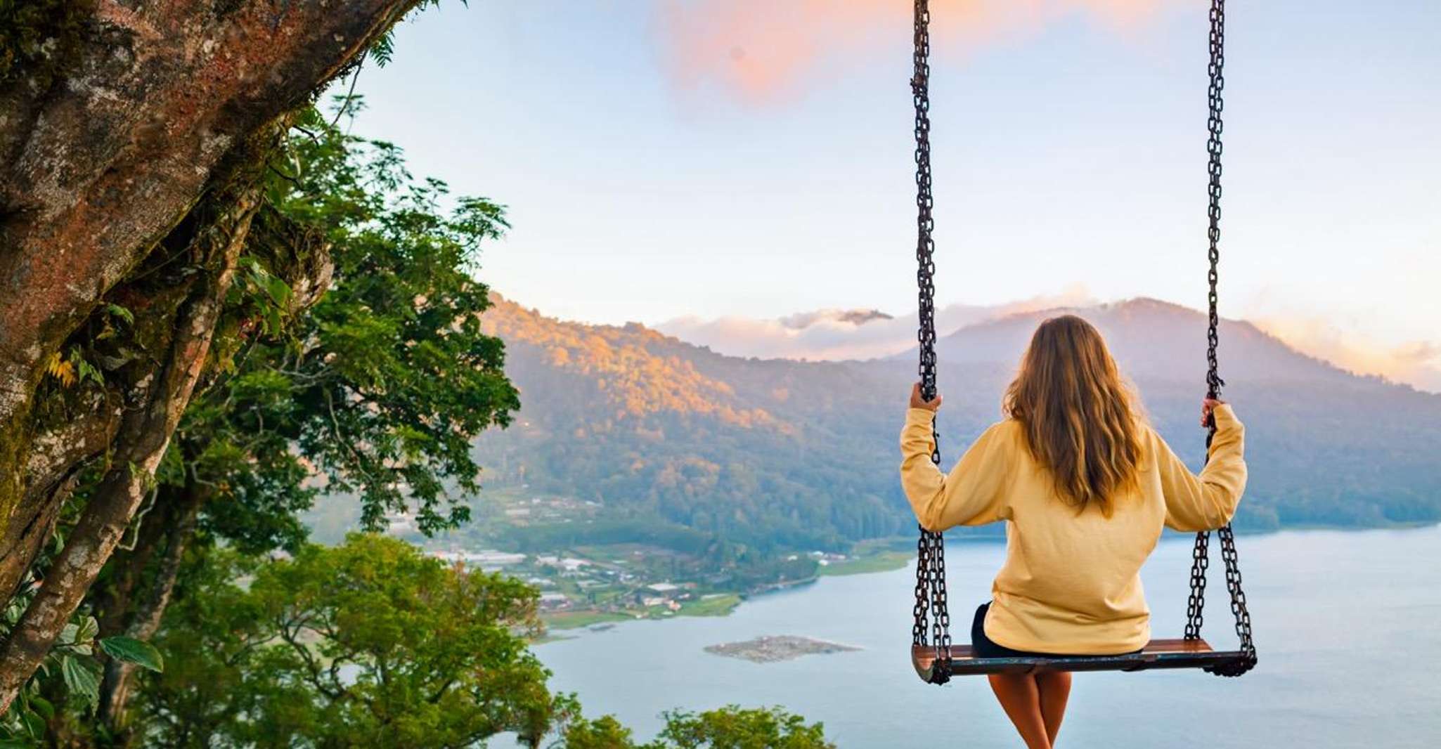 Bali: Lake Bratan, Handara Gate, Waterfall & Swing Tour photo 9