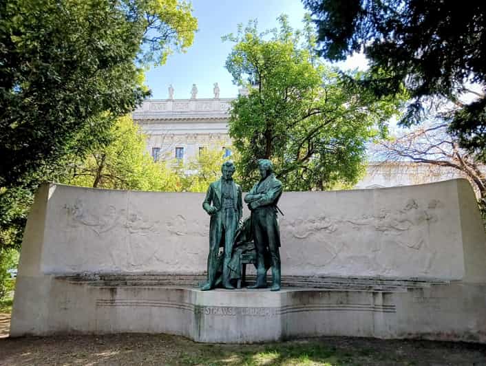 Viena: passeios históricos com a Tours Walzer König Strauss
