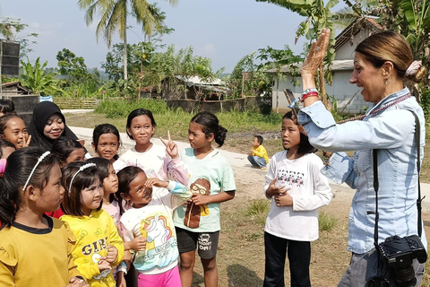 Jakarta Baduy Tracker and Village Full Day Tour