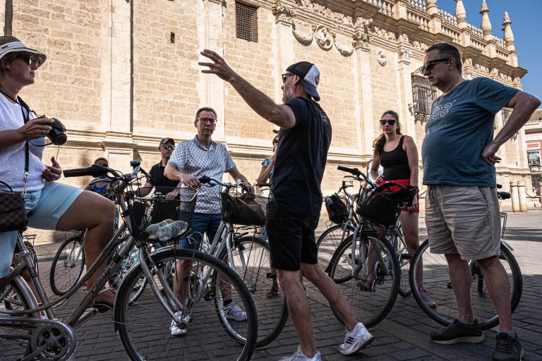Sewilla: 3-godzinna historyczna wycieczka rowerowaWycieczka rowerowa po Sewilli w języku angielskim