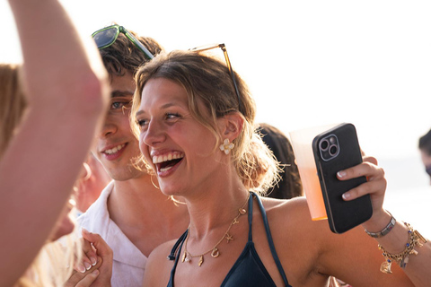 Ibiza: Formentera Sunset Boat Part with Drinks and Food Full Day Pass at Ibiza Boat Club (Early Bird Phase 2)