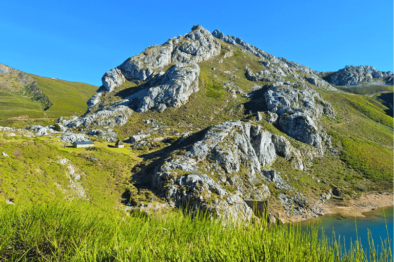 Oviedo/Gijon: Somiedo Natural Park & its Rural Villages Tour from Oviedo: Somiedo Natural Park and its Rural Villages