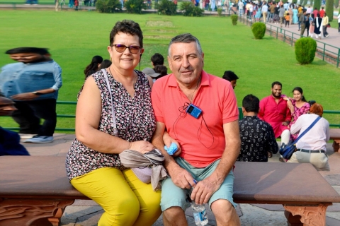 Sáltate la cola: Excursión al Amanecer del Taj Mahal desde - DelhiRecorrido sólo con coche