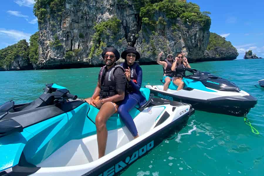 Langkawi Jet Ski Tour Dayang Bunting Kostenloses Drohnenvideo. Foto: GetYourGuide Langkawi Jet Ski Tour Dayang Bunting Kostenloses Drohnenvideo. Foto: GetYourGuide