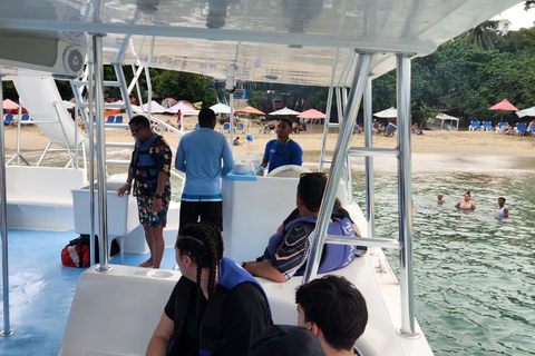 Puerto Plata: Party Catamaran to Sosua Bay Puerto Plata: Party Boat Catamaran to Sosua Bay