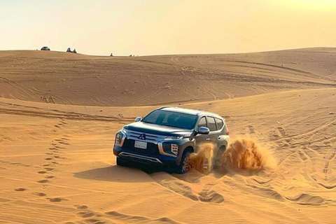 Riyadh: Private Red Sands Sunset, Quad & Hospitality