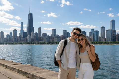 Chicago: Small Group ICONIC Landmarks & Skyline City Tour
